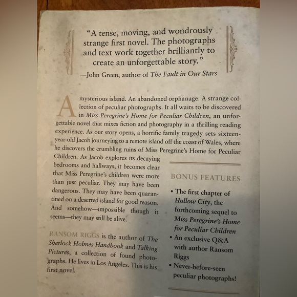 MISS PEREGRINE'S
HOME FOR
PECULAR CHILDREN book - Picture 2 of 2